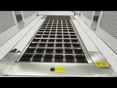 Hoek lucht douche met een enkeling reiniging functie.