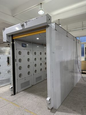 Anti-Collision lucht douche kamer met radar sensoren & DIN75200 brandwerend certificaat
