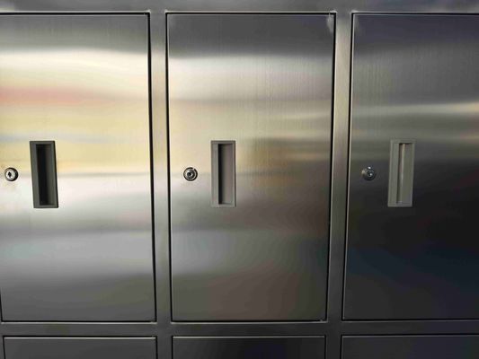 ESD-veilige roestvrijstalen schoenenkast voor schoonruimte... ISO 14644 & GMP Pharma Compliant