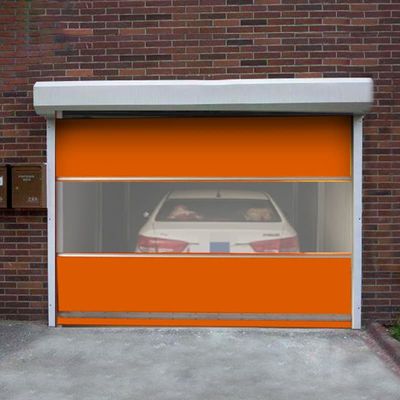 Energiezuinige, goed zichtbare snelroldeur met DIN 75200-certificering voor magazijnen en fabrieken