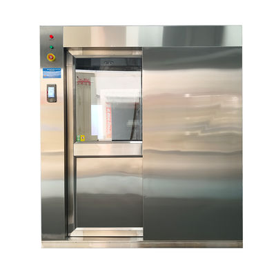 Slimme luchtdouche met schuifdeur met gezichtsherkenning.