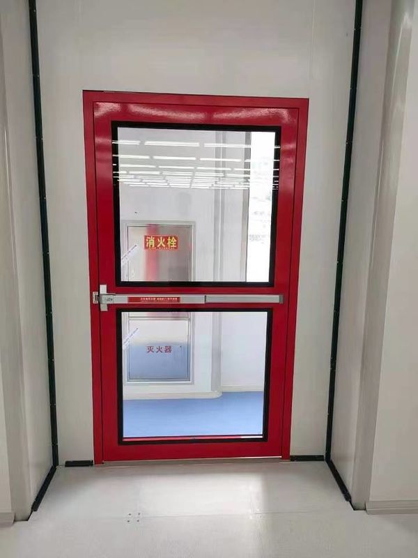 UL-gecertificeerde nooduitgangen. Brandvriendelijke, paniekvriendelijke hardware. Installatie in overeenstemming met de code.