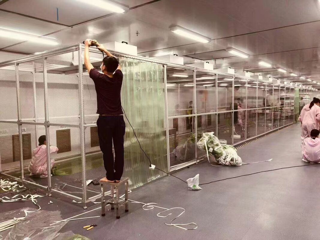 Cleanroom-cabine van ISO-klasse 5 met antistatische aluminium constructie en instelbare luchtstroomregeling